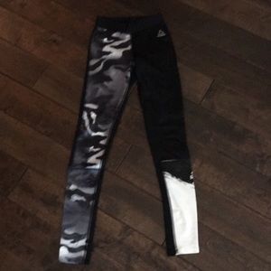 Reebok Camo Tight